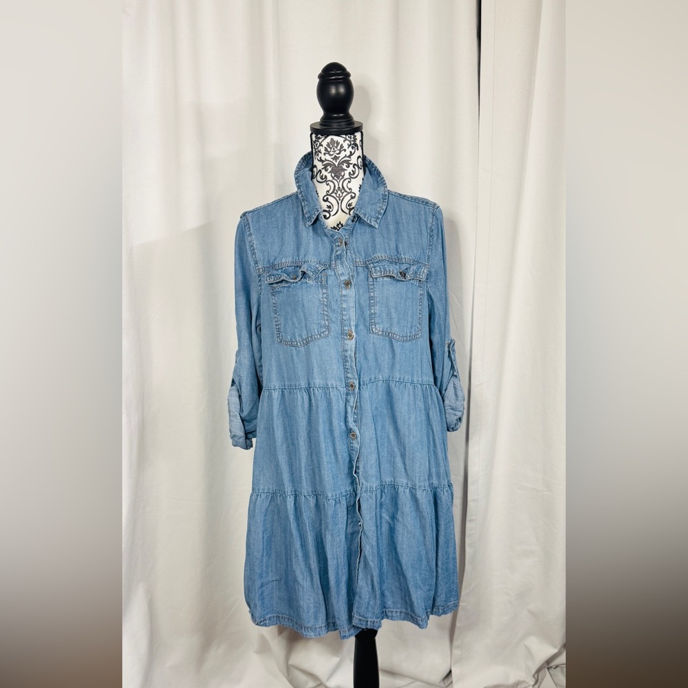 Velvet Heart Light Blue Denim Tiered Shirt Dress